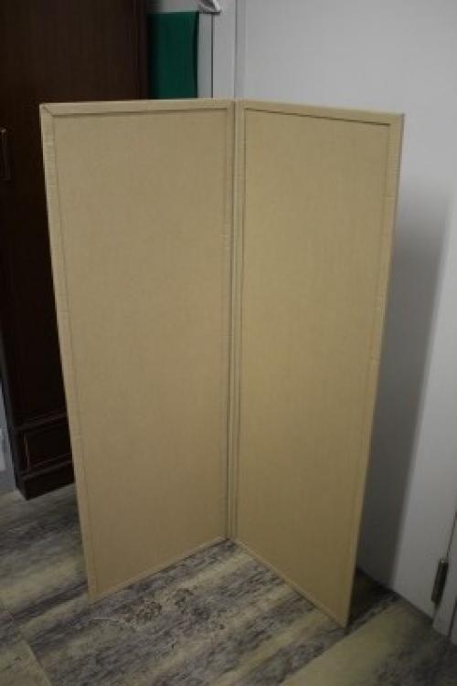 ダンボール屏風